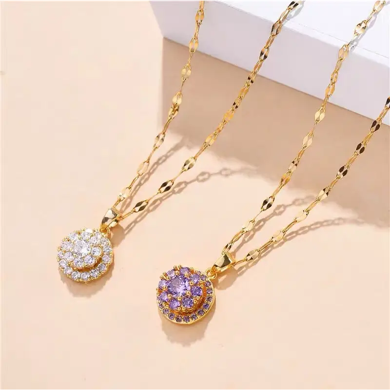 Zirconia Twist Necklace