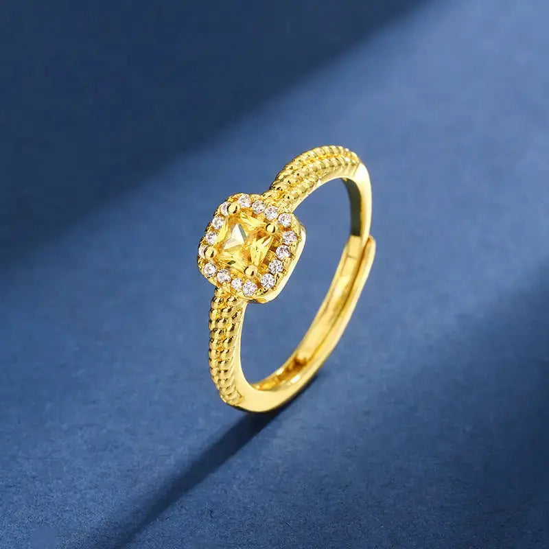 SugarCube Chic Gold-Plated Ear and Ring Set - LauBelle