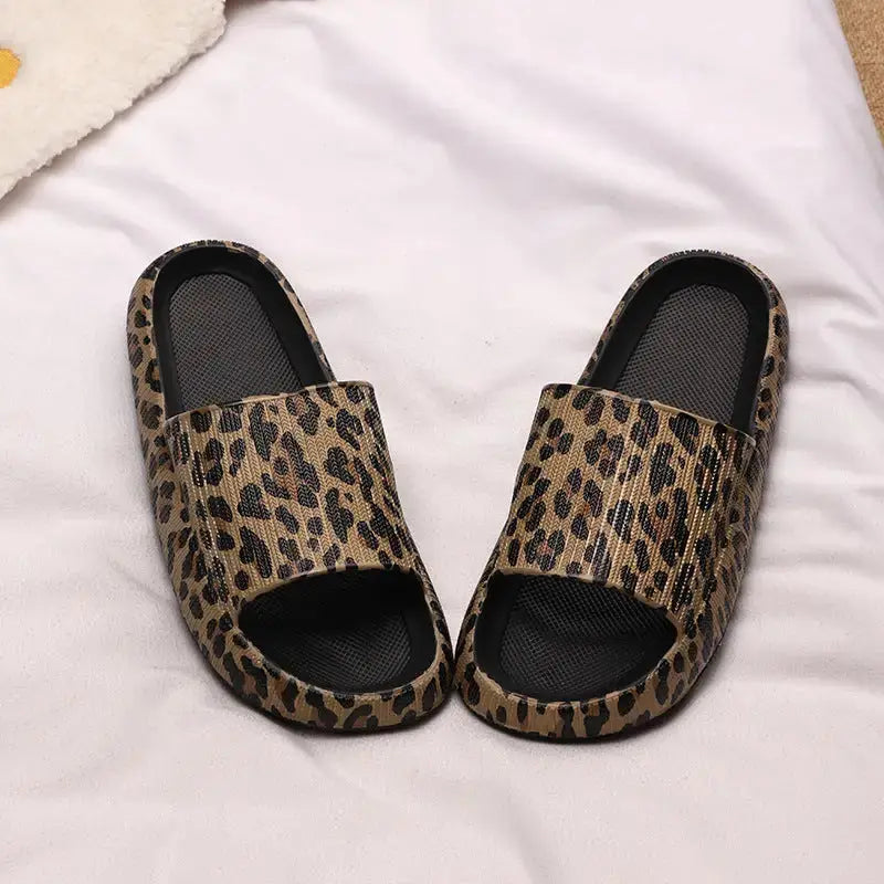 Leopard Chic Slides with Bold Animal Print Design - LauBelle