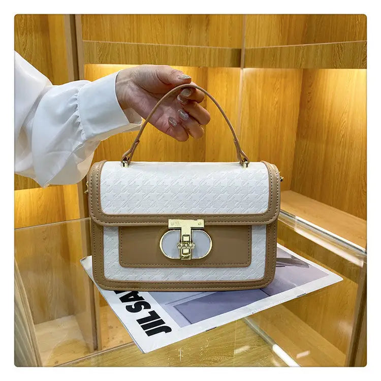 ZipComp Leather Shoulder Bag - LauBelle