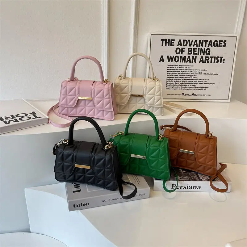 Chic Carryall Handbag for Versatile Everyday - LauBelle