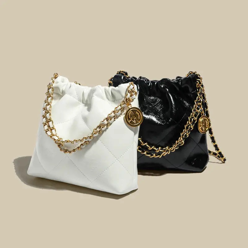 DualHide CylinCase: Luxe Leather Travel Companion - LauBelle