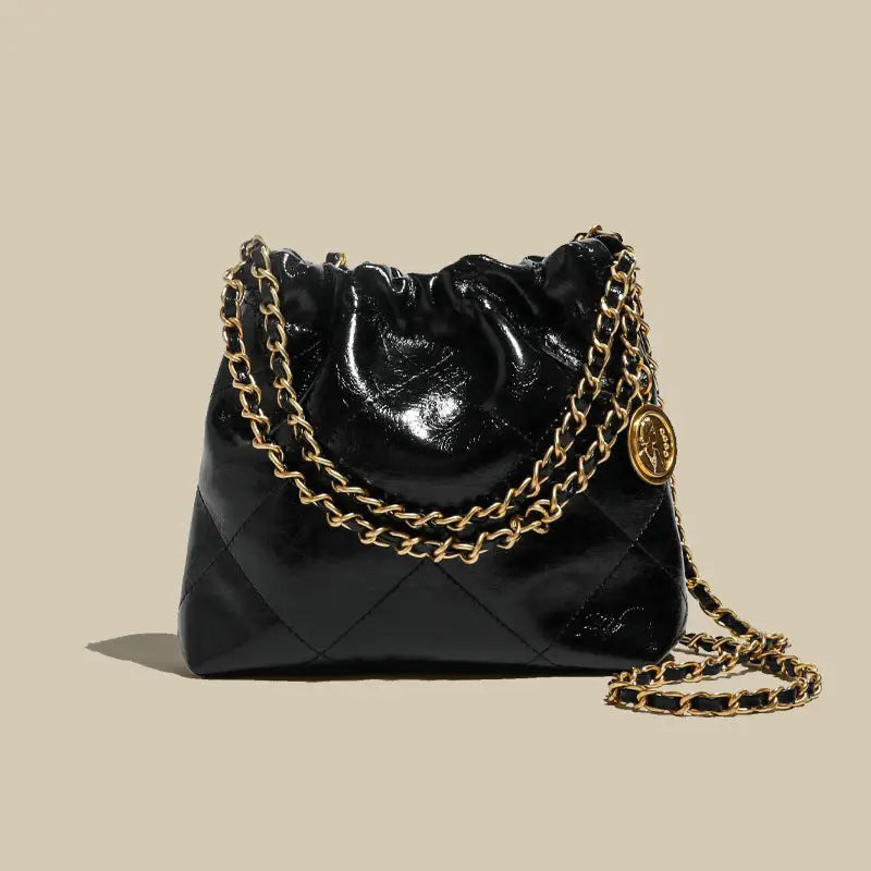 DualHide CylinCase: Luxe Leather Travel Companion - LauBelle