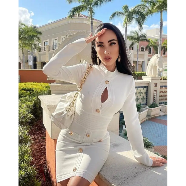 Chest Hip Short Skirt in Lightweight Curved Fit Fabric - LauBelle