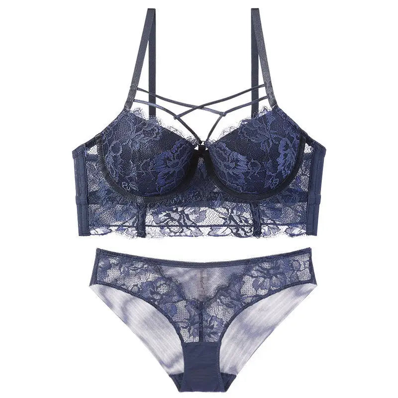 Seductive Lace Bra and Panty Set - LauBelle