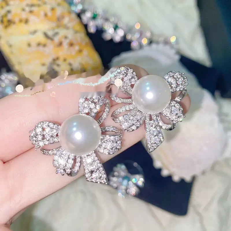 Emerald Butterfly Pendant Necklace - LauBelle