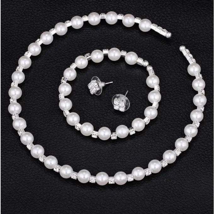 Pearl Sparkle Earrings and Necklace Set - LauBelle