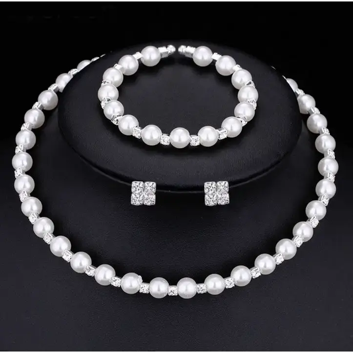 Pearl Sparkle Earrings and Necklace Set - LauBelle