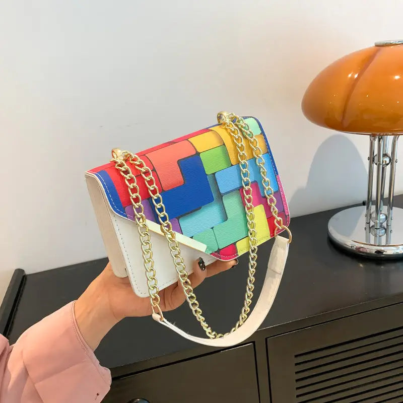 ChicChain Crossbody Bag - LauBelle