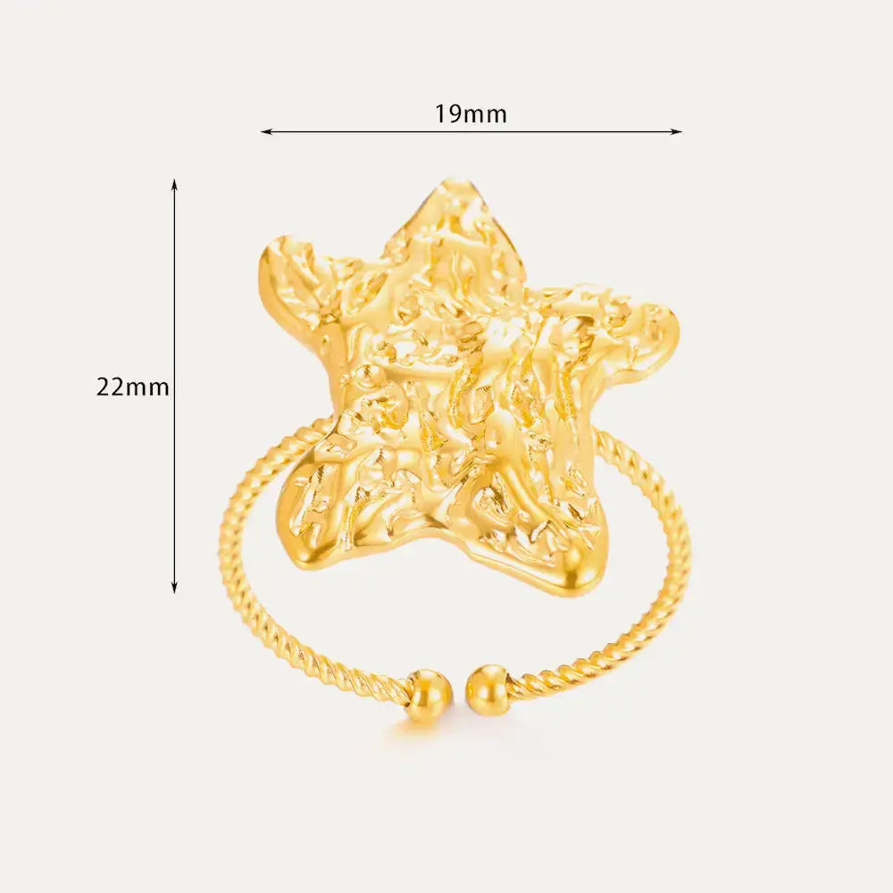 Golden Heartfly 8K Gold Plated Elegant Ring - LauBelle