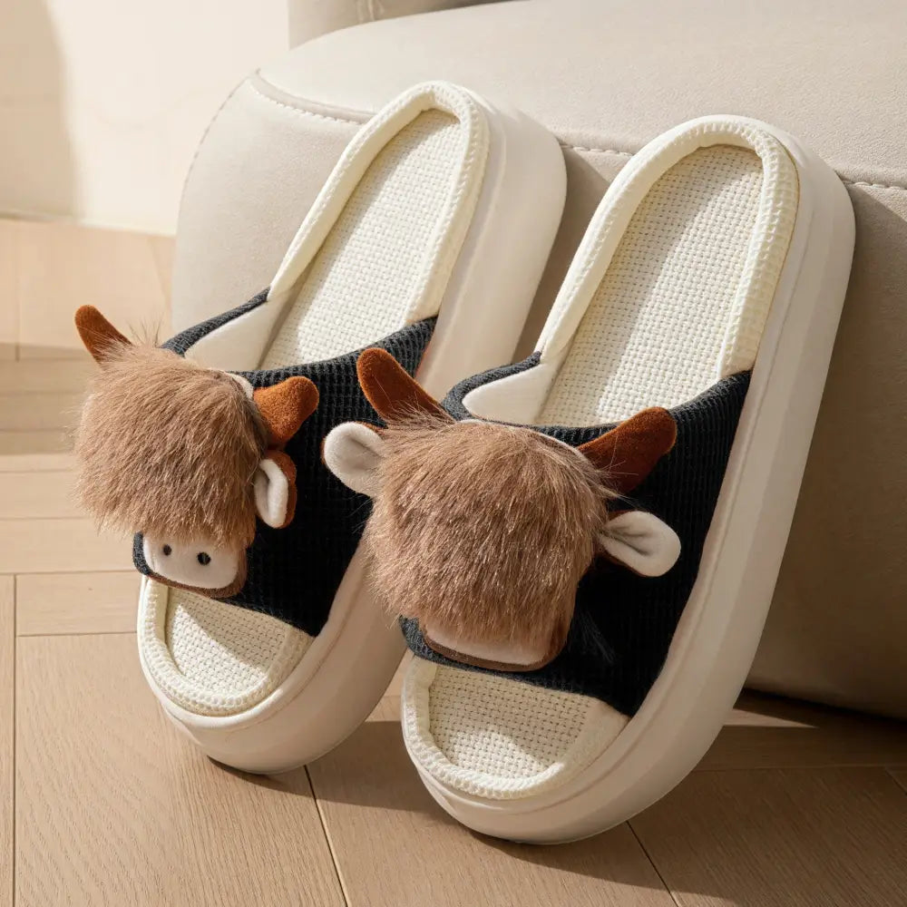 Linen Hollow Out Flip Flops - LauBelle