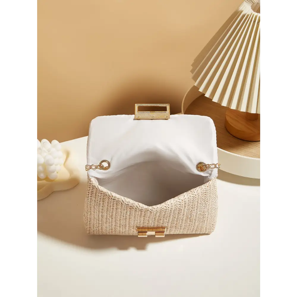 Womens Straw Square Handbag with Lock Closure - LauBelle