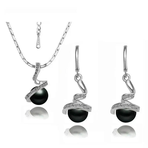 Serpent Swirl Pearl Necklace with Handpicked Freshwater Pearls - LauBelle