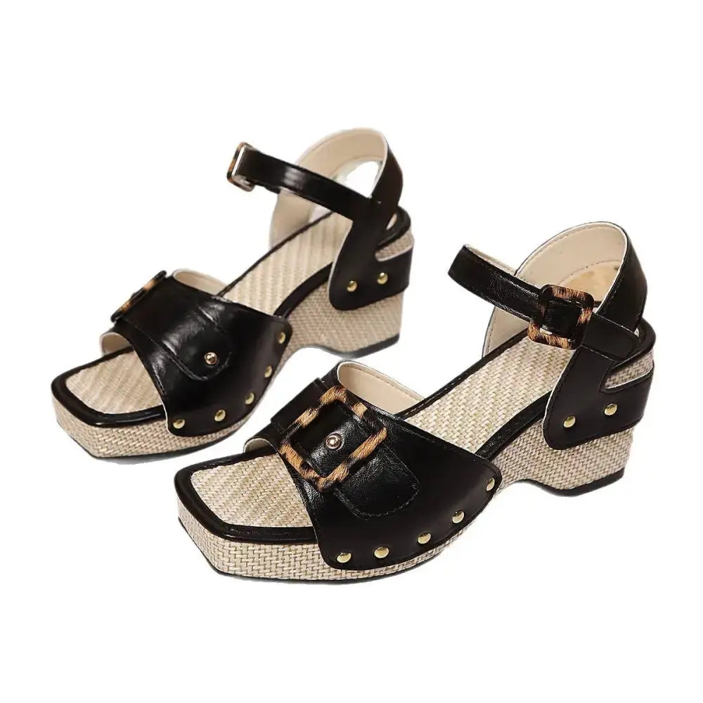 Beach Babe Buckle Sandals with Chic Design - LauBelle Brand