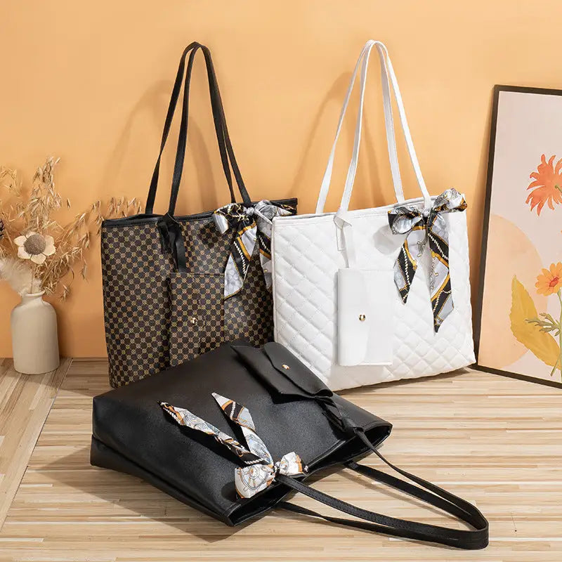 ChicCarry Diamond Plaid Large Tote for Women - LauBelle