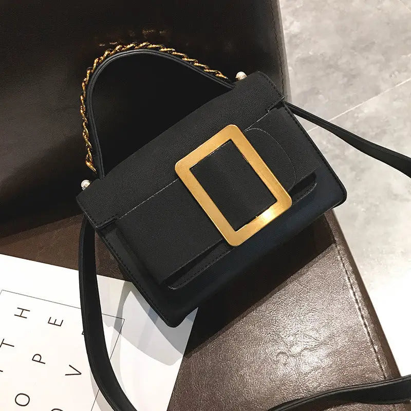 Retro One Shoulder Portable Messenger Bag - LauBelle