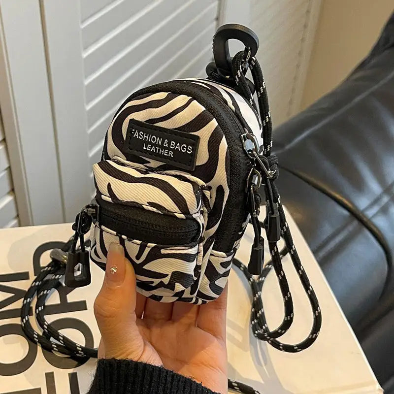 Leopard Chic Suitcase for Women - LauBelle