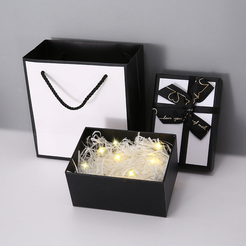 Elegance Box: Luxe & Minimalist Gift Collection