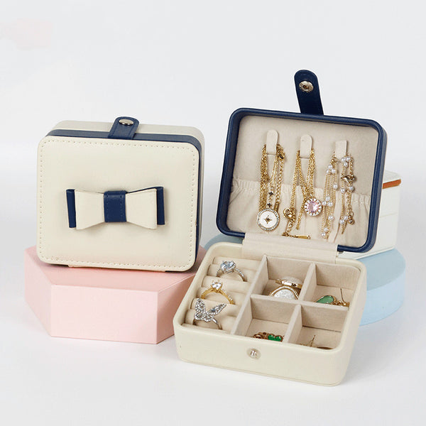 ElegantWhite: Premium Jewelry Ornament Box