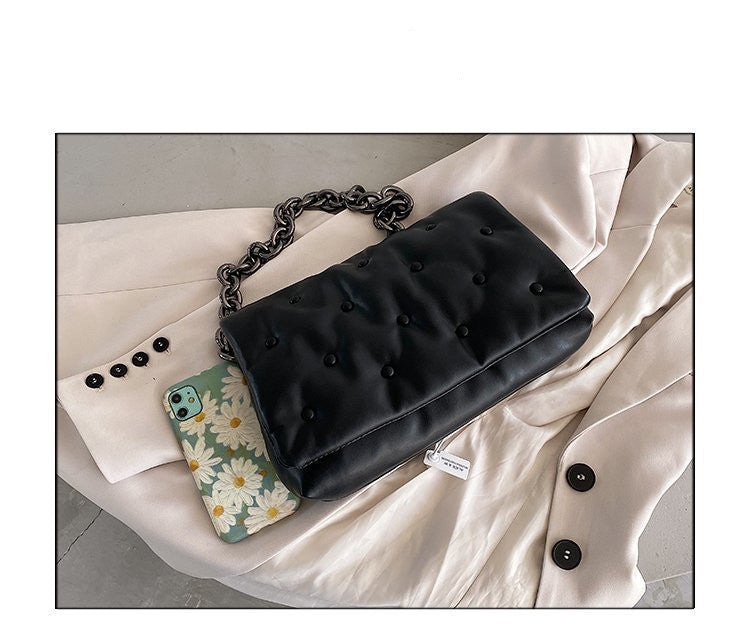 ChicChain Mini Square Shoulder Bag – Simple & Stylish - LauBelle Brand