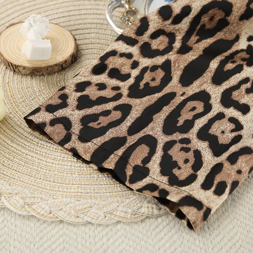 Lockeres, langärmliges Unterwäsche-Pyjama-Set mit Leopardenmuster und dreiteiliger Hose