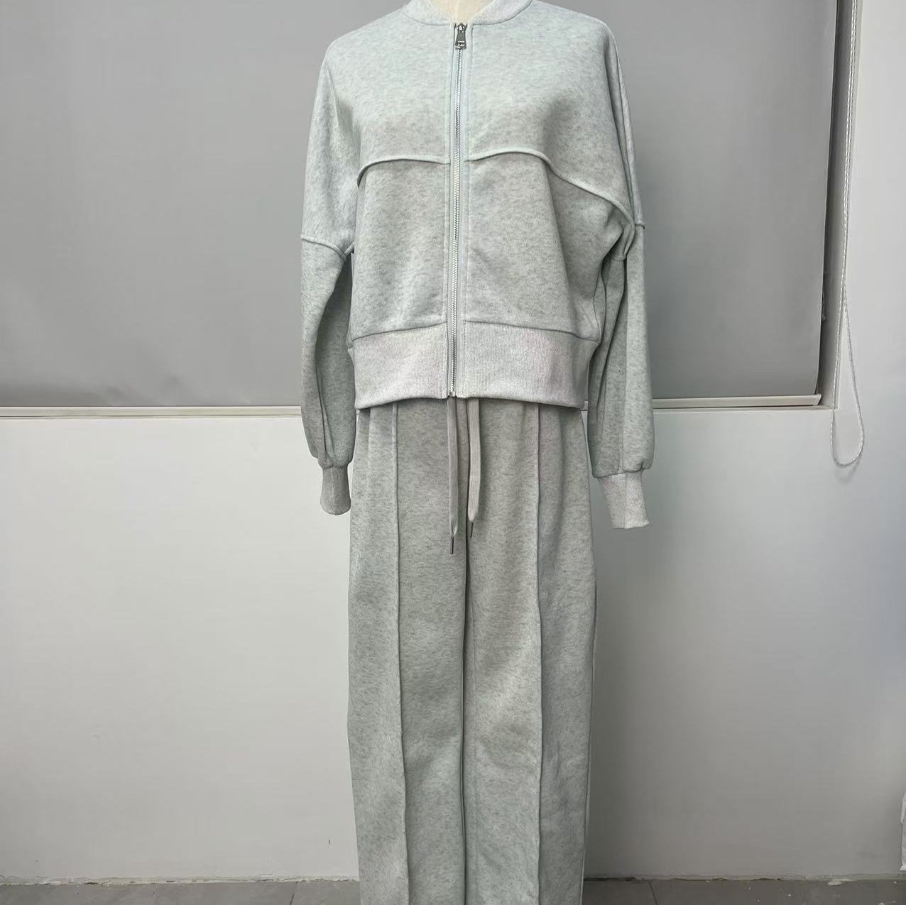 VivaFlex Women's Zipper Jacket & Wide Leg Pant Set - LauBelle Brand