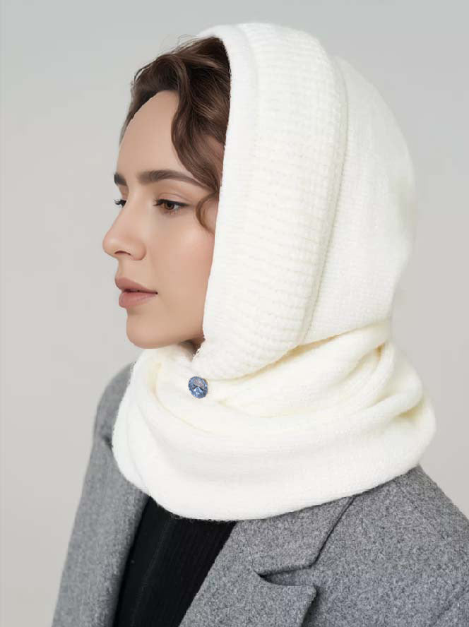 CozyKnit Solid Hat & Cross Scarf Set – Casual Chic - LauBelle