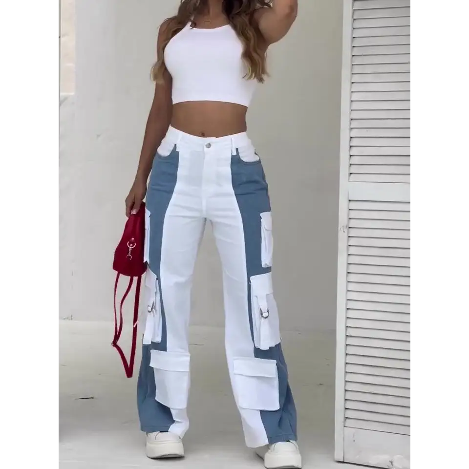 DualTone Pocket Cargo Jeans in Cotton and Elastane - LauBelle