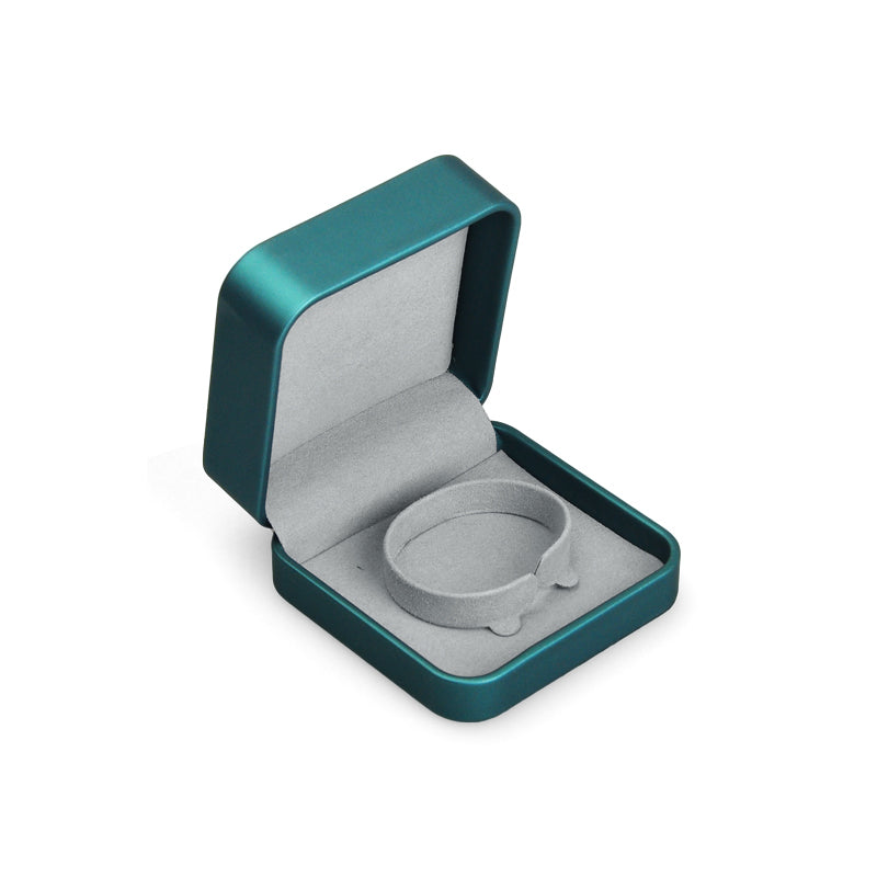 GiftLuxe Jewelry Box Set: Necklace, Earrings, Bracelet