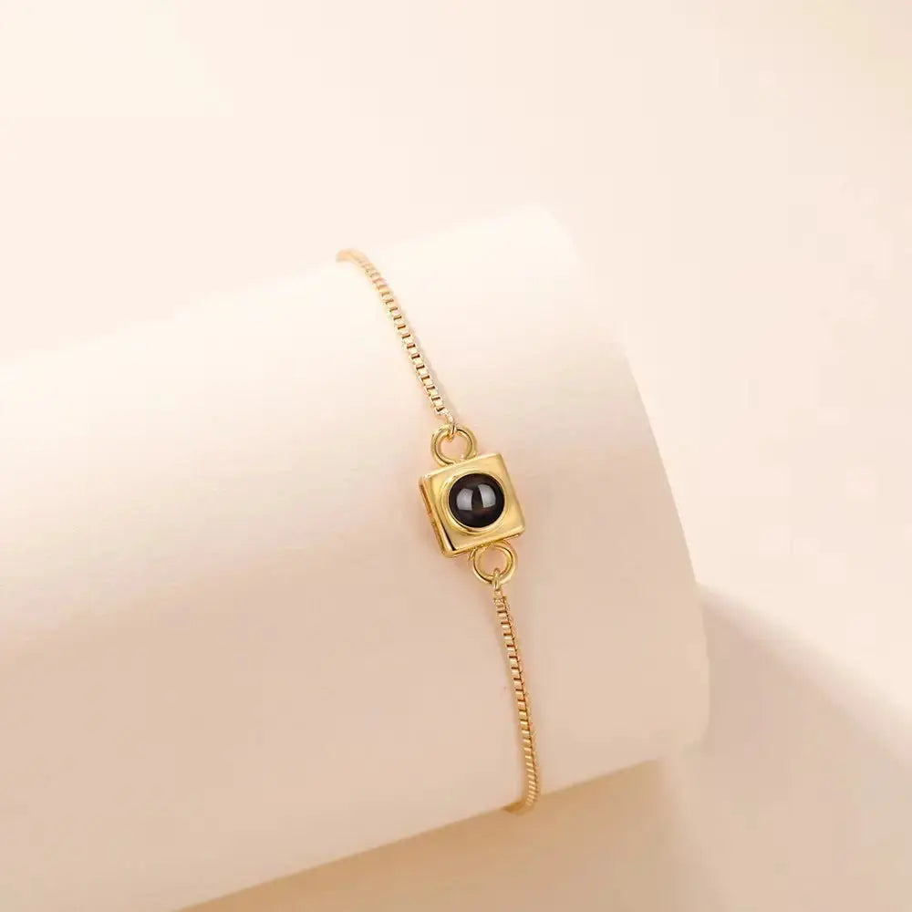 Chic Cube Slide Bracelet with Minimalist Modern Design - LauBelle