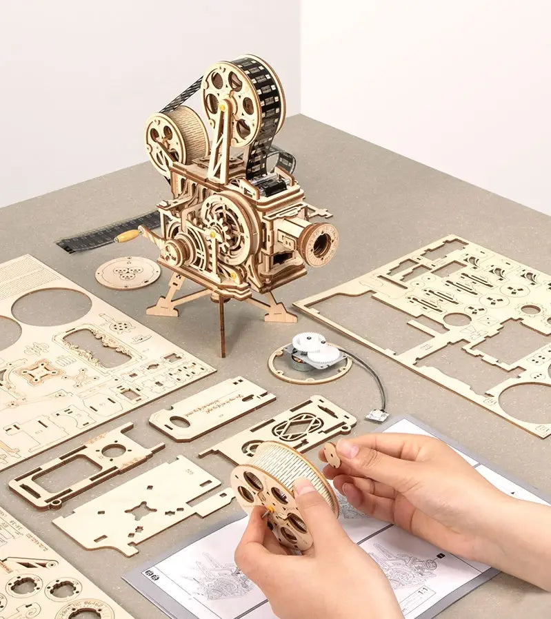 ROKR Retro Movie Projector Vitascope Model LK601 Assembly Kit