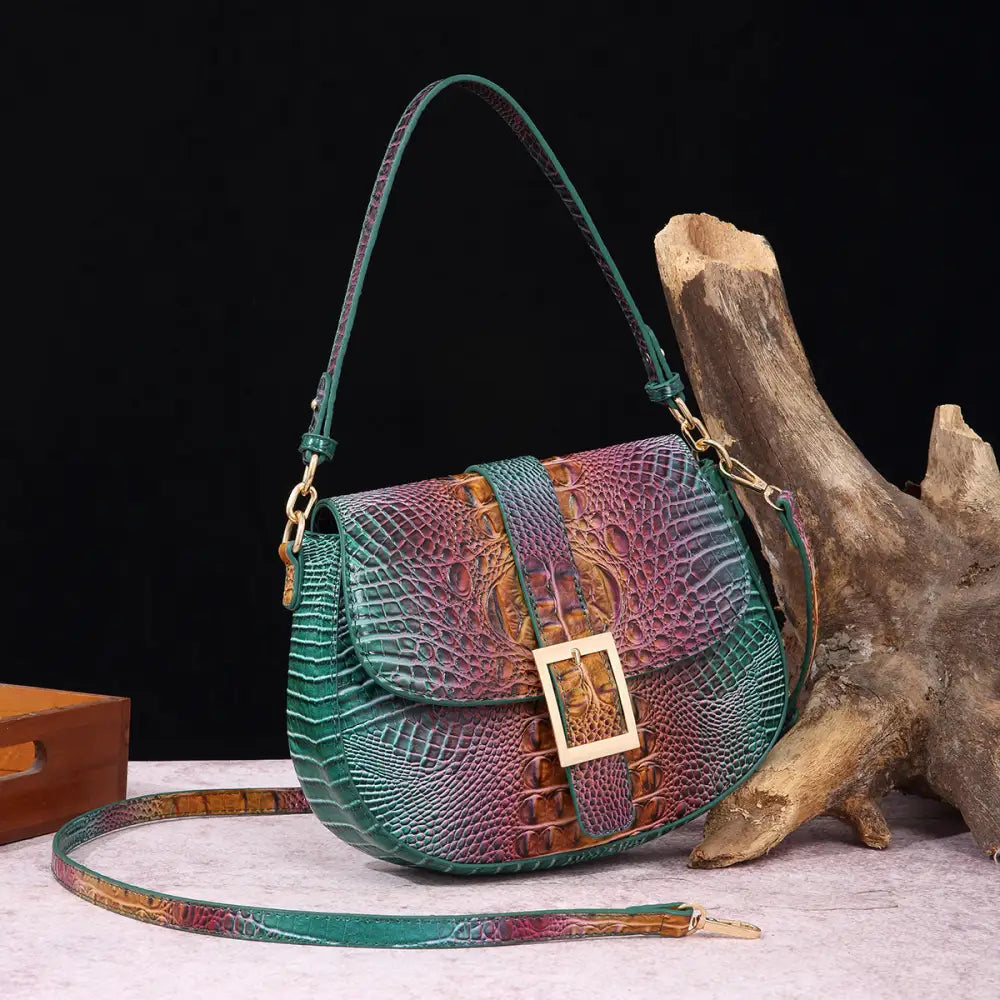 Armpit Chic: Handheld Crossbody Baguette Bag