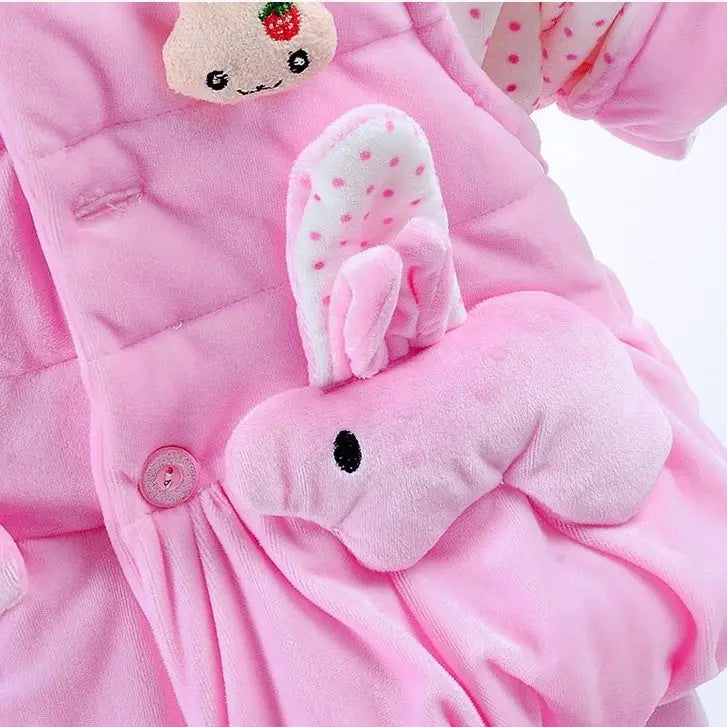 Autumn Whimsy: Cozy Girl’s Seasonal Suit