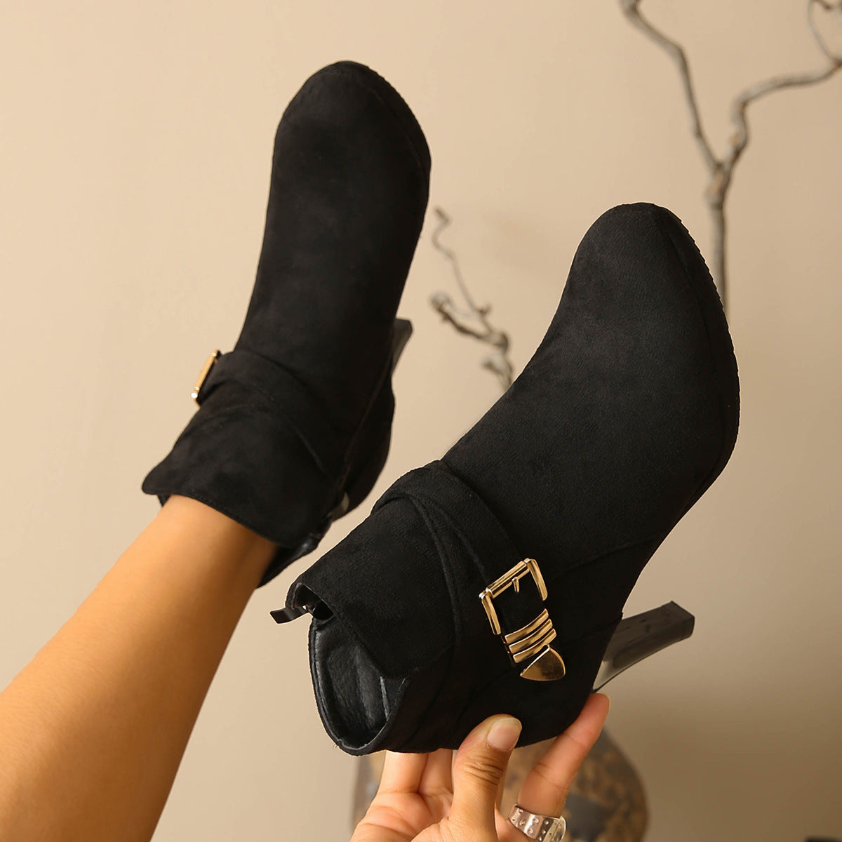 Stiletto Chic: Plus Size Women's Fashion Boots