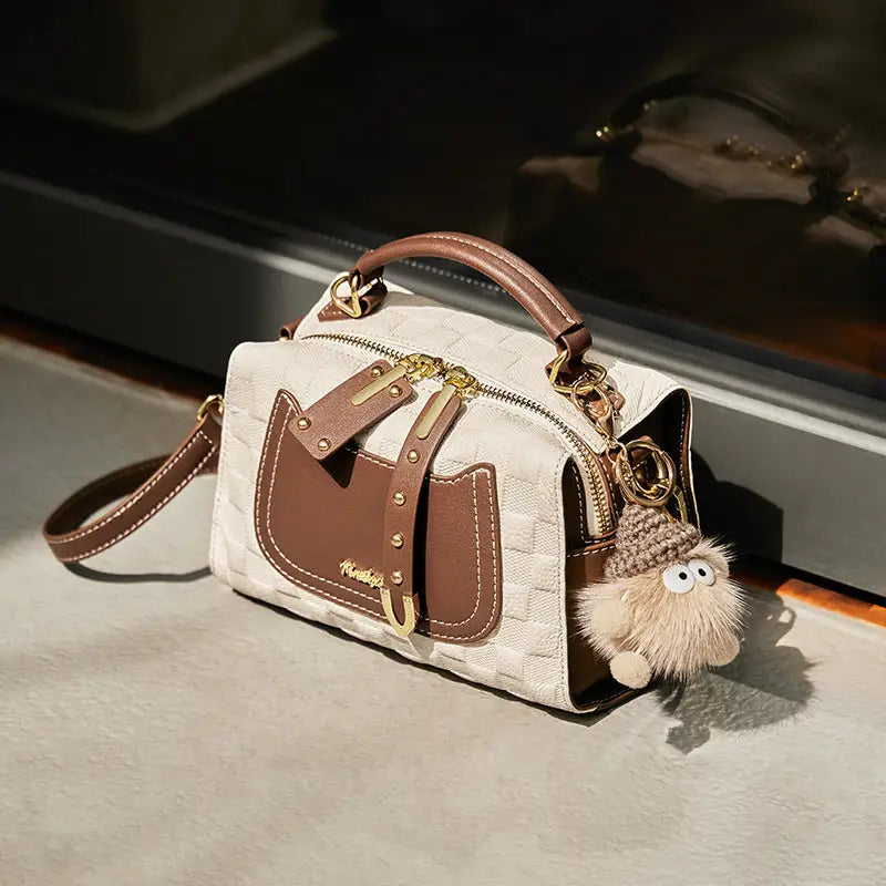 Boston Breeze: Chic Autumn/Winter Pillow Bag - Beige And Brown / 21x10.5x14CM