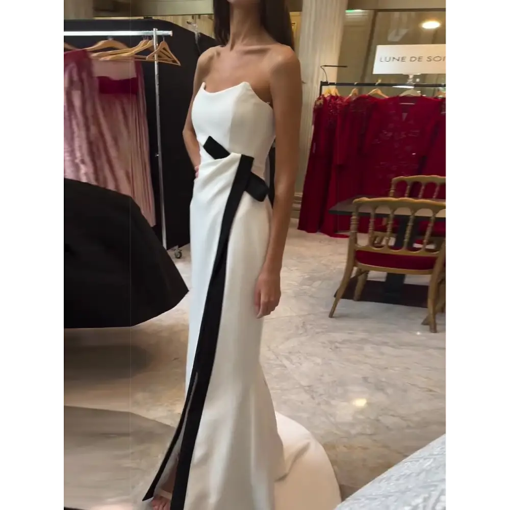Chic Eclipse Strapless Slit Dress - 4