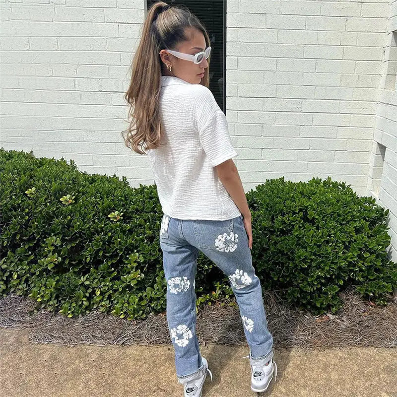 Chic Waist Straight Jeans