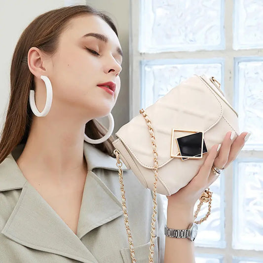 ChicAura: Leather Shoulder & Messenger Bags