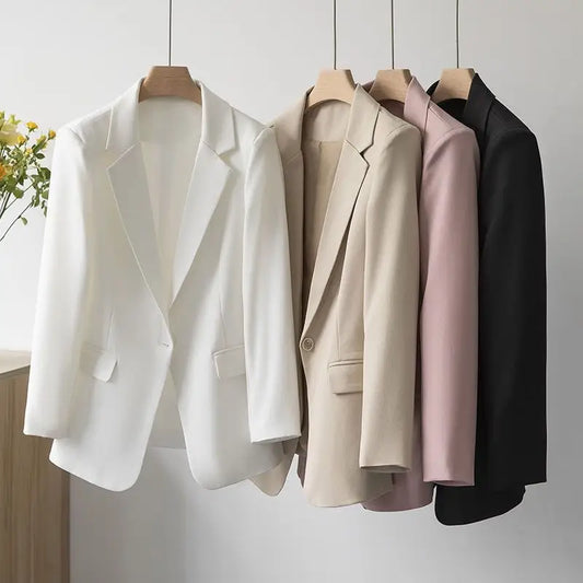 ChicBeige Blazer: Effortless Style