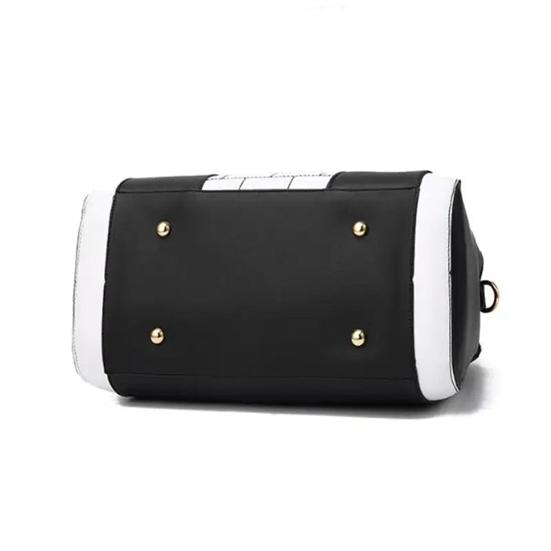 ChicCarry: Women’s Shoulder Handbag - 4