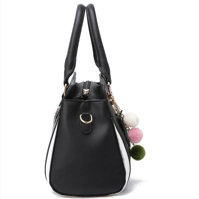 ChicCarry: Women’s Shoulder Handbag - 4