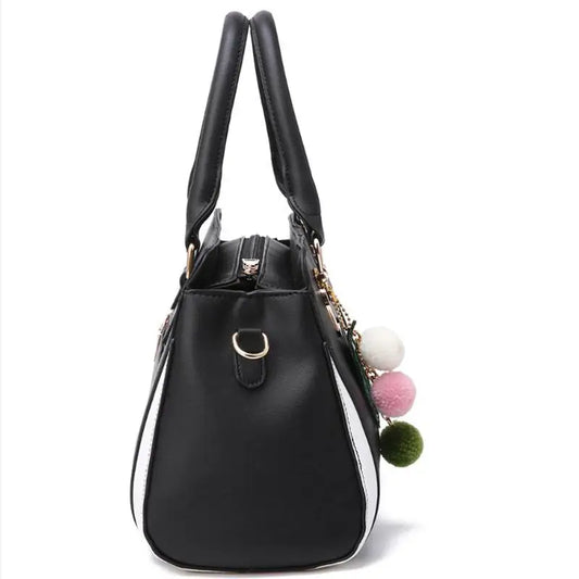 ChicCarry: Women’s Shoulder Handbag - 4
