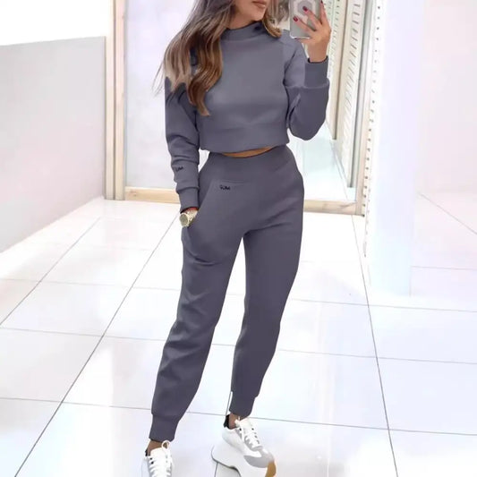 ChicFlex Sport Set: Stand Collar & Slim Trousers
