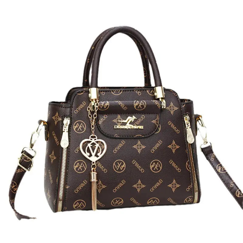 ChicMaxx: Luxe One-Shoulder Crossbody Bag