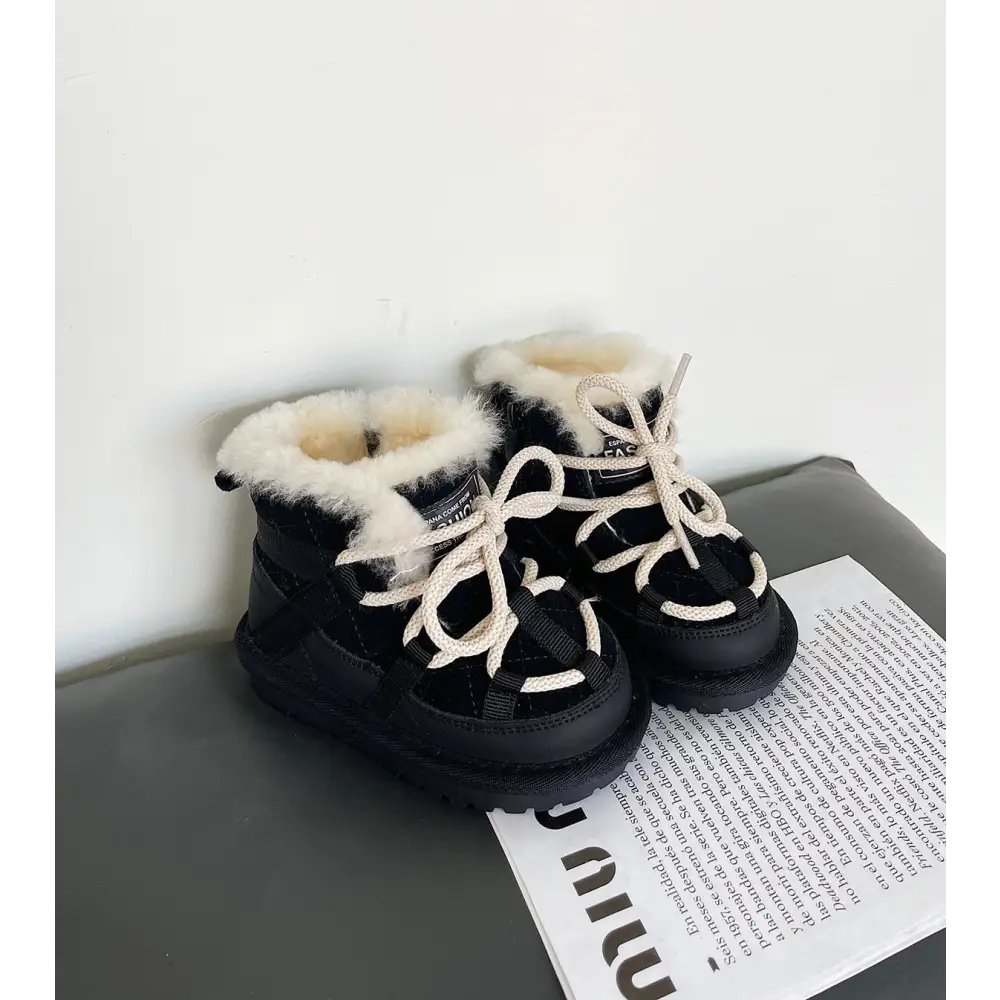 CozyStride: Fleece-Lined Toddler Shoes - Black / 16 Yards
