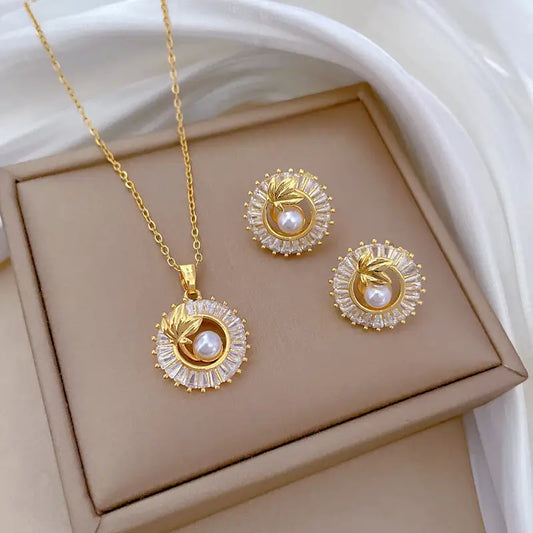 Diamond Leaves Necklace & Earrings Suite