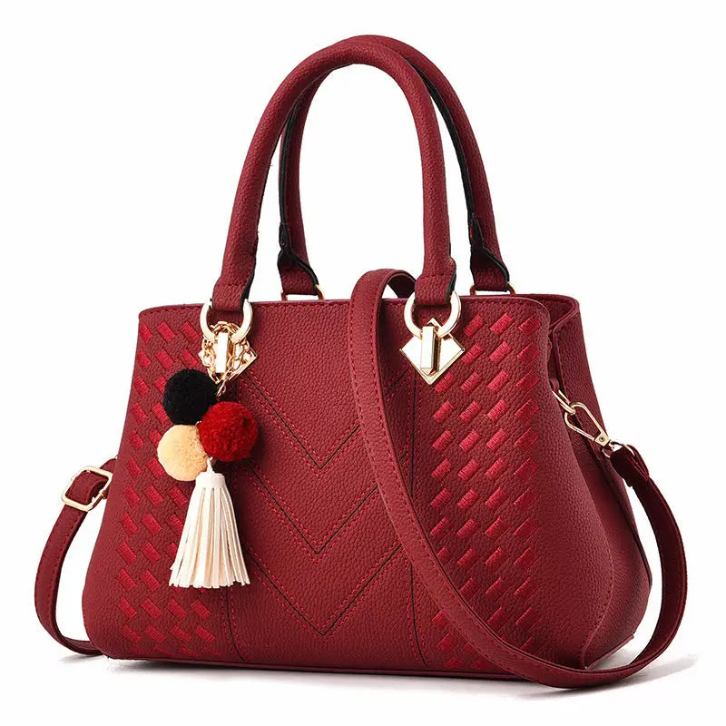 Elegance Luxe: Women’s Crossbody Handbag - Wine Red