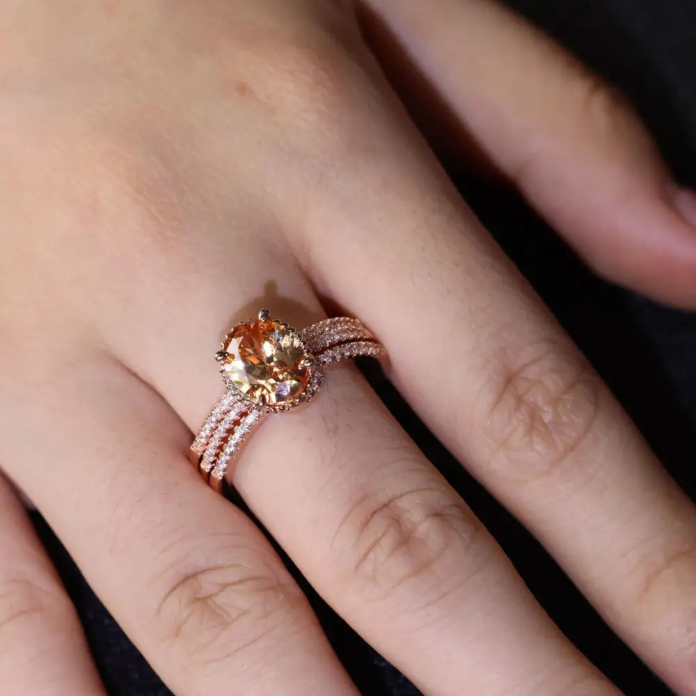 Elegance: Women’s Round Diamond Personality Ring