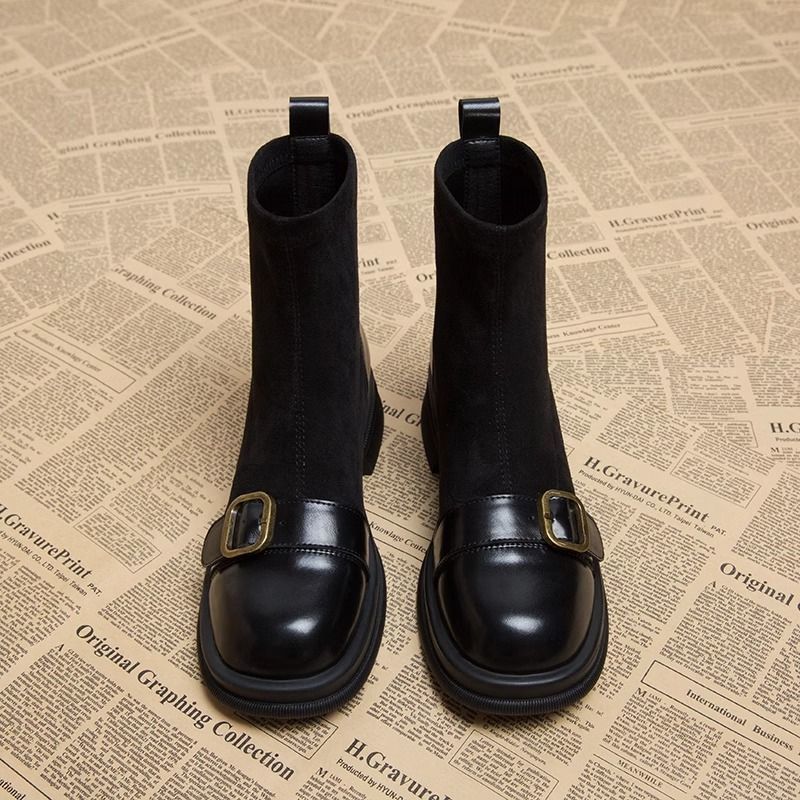 Chelsea Chic: Retro bruine slanke sokkenlaarzen