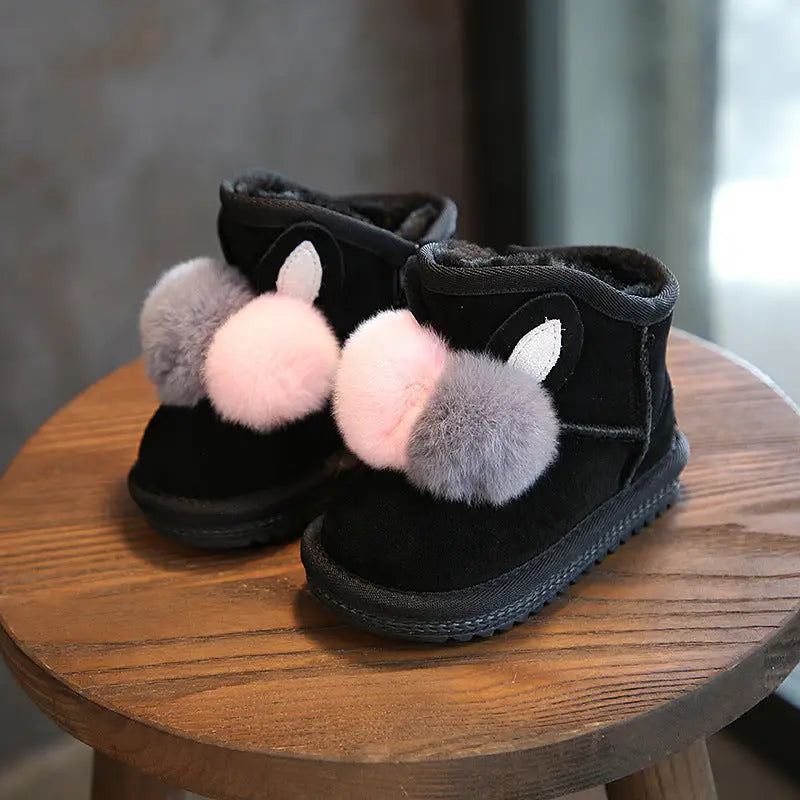 Fuzzy Snow Bunnies - Black / 31yards